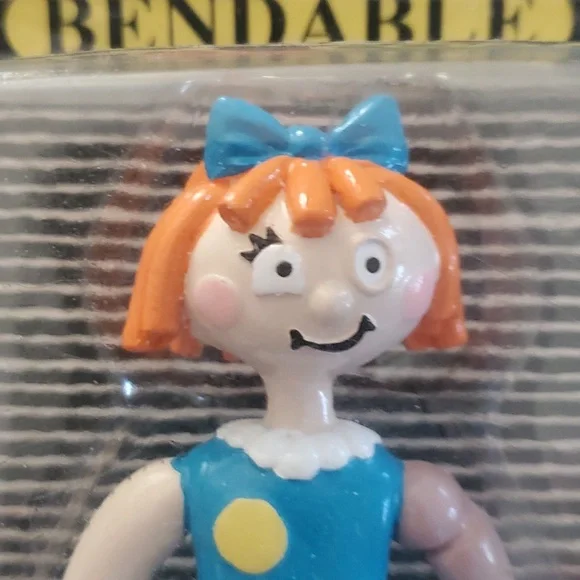 Molly Coddle - Picture 3 of 3